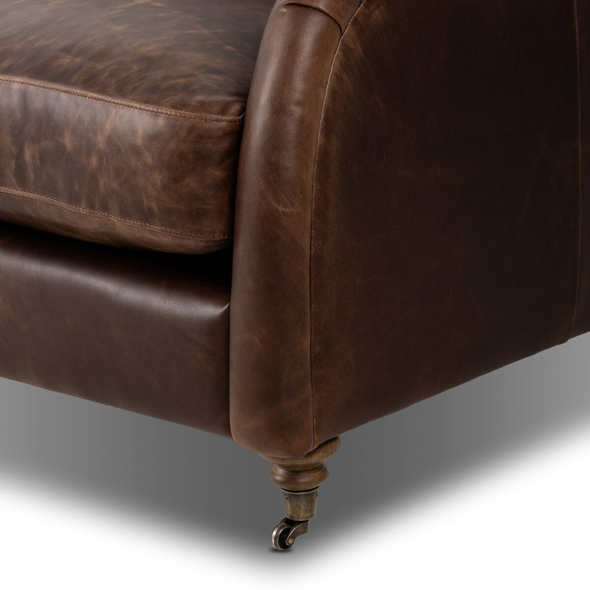 Lynne Sofa