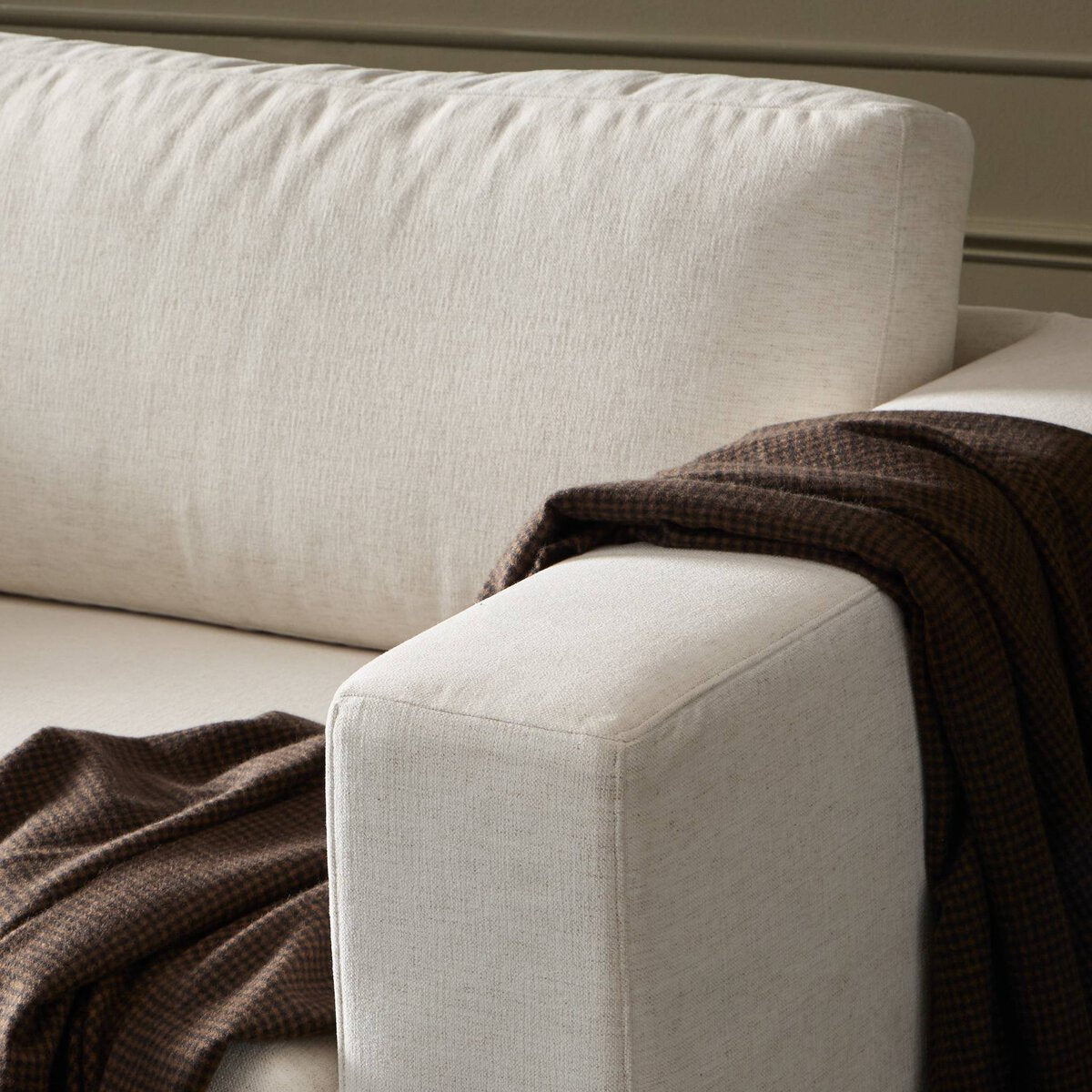 Tovana Sofa- 95"